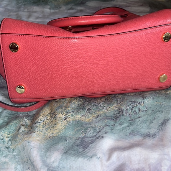 Michael Kors Hamilton Lock Tote Shoulder Bag - Picture 4 of 7